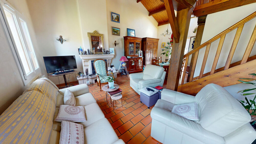 Vente Maison FONTAINE LE COMTE - BOURG - PROCHE COMMODITES - MAISON FAMILIALE - 4 CHAMBRES - Fontaine le comte
