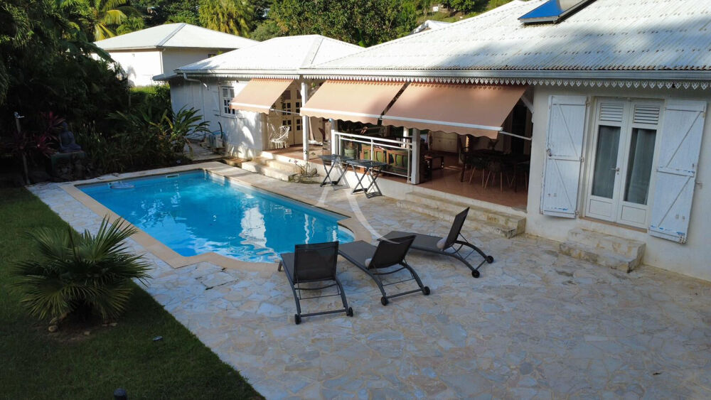 Vente Maison EXCEPTIONNEL: Maison Fort De France 5 pièce(s) avec bungalow et piscine. Fort de france