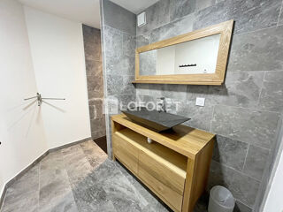  Appartement � vendre 7 pi�ces 214 m�