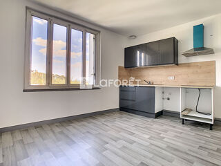 Appartement  louer 4 pices 99 m