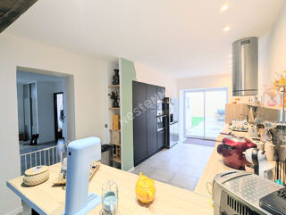  Maison � vendre 5 pi�ces 175 m�