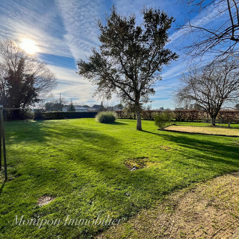 Terrain constructible + garage Montpon Menesterol