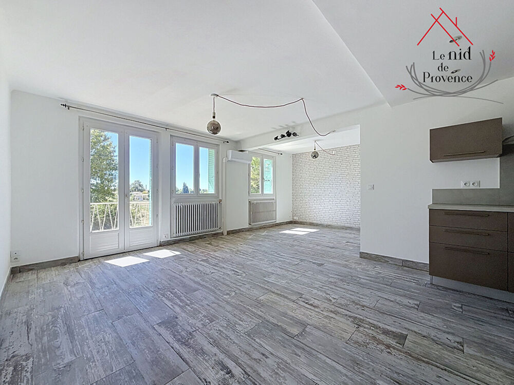 Location Appartement Appartement Orange de 2 chambres avec box et balcon Orange