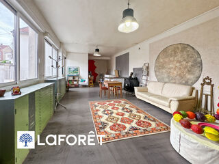  Immeuble � vendre 8 pi�ces 209 m�