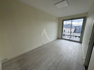  Appartement à louer 3 pièces 66 m²