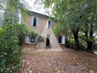  Maison à vendre 8 pièces 215 m²