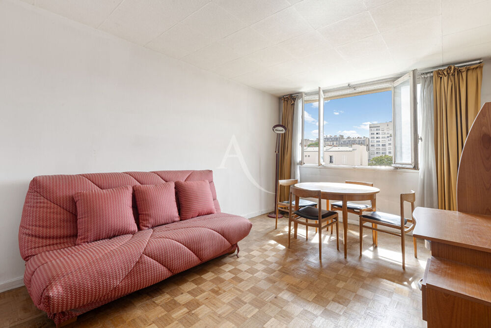 Vente Appartement Paris 18? - 2 pièces de 43,97 m² à rénover avec BOX fermé - 3 min Métro 12 (Marx Dormoy) Paris 18