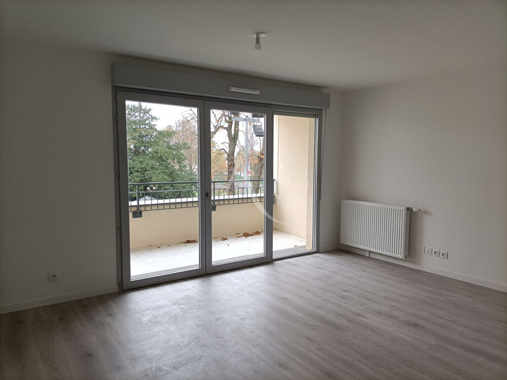 Location Appartement Appartement  3 pièces 64.64 m2 avec deux balcons Brou sur chantereine