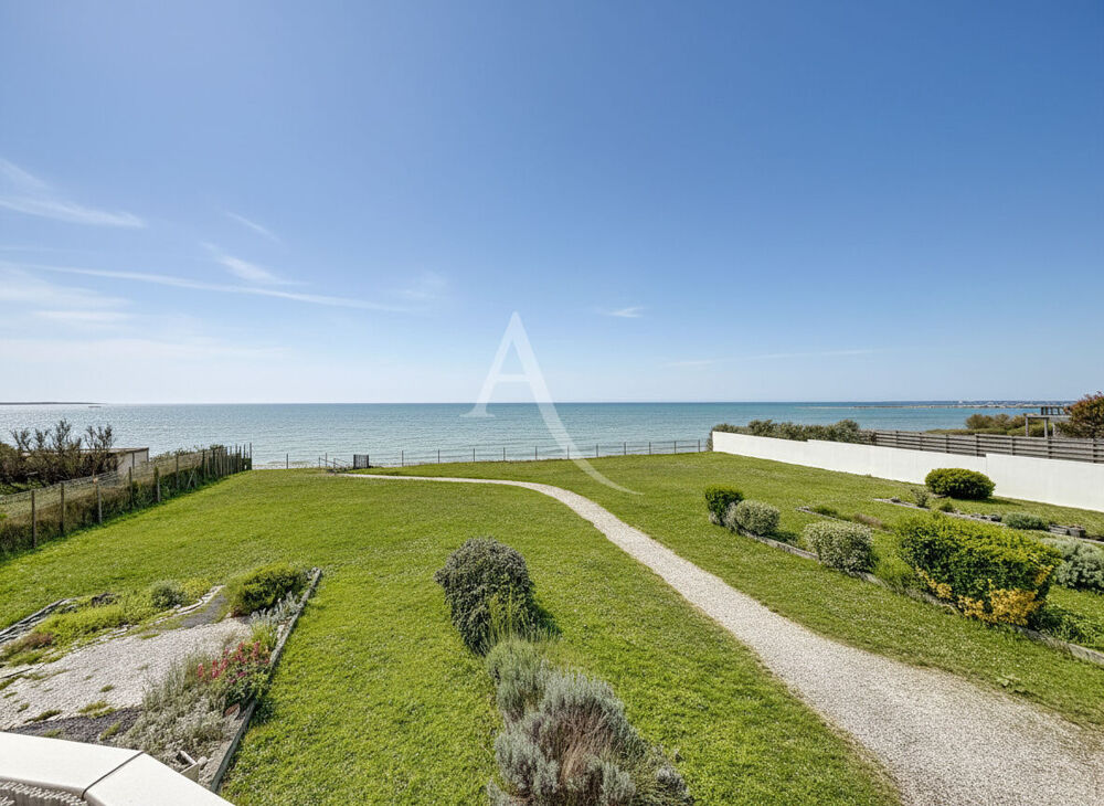 Châtelaillon-Plage Appartement T1 avec terrasse vue mer et parking