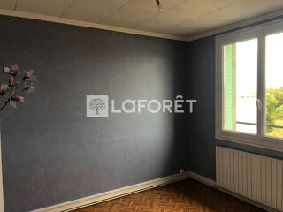  Appartement à louer 3 pièces 57 m²