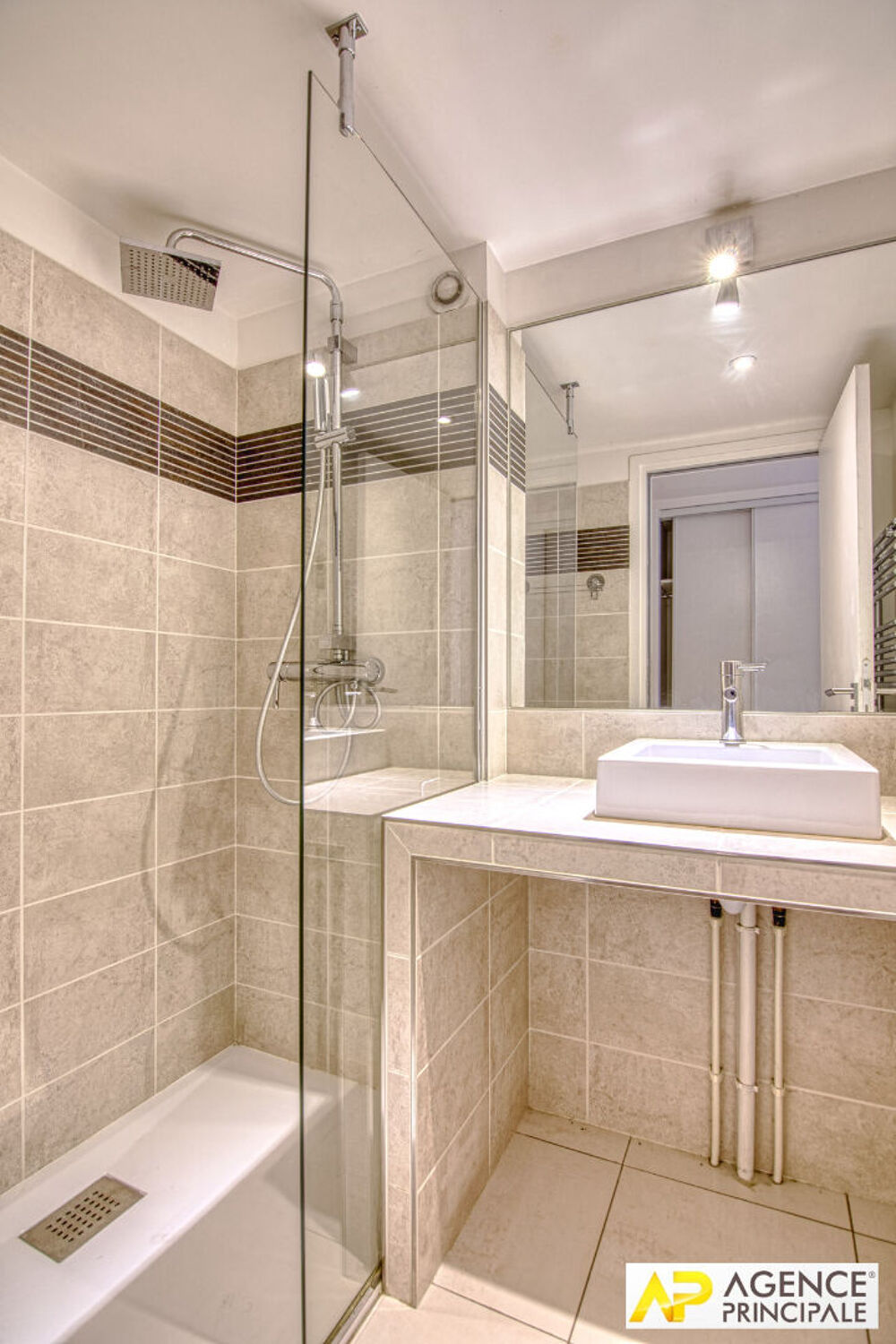 à vendre  Appartement Versailles (78000)