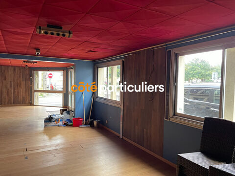 Murs commerciaux bon emplacement Pontivy 107 m2 119240 56300 Pontivy