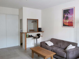  Appartement à louer 1 pièce 27 m²