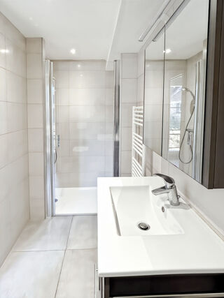  Appartement à louer 3 pièces 51 m²