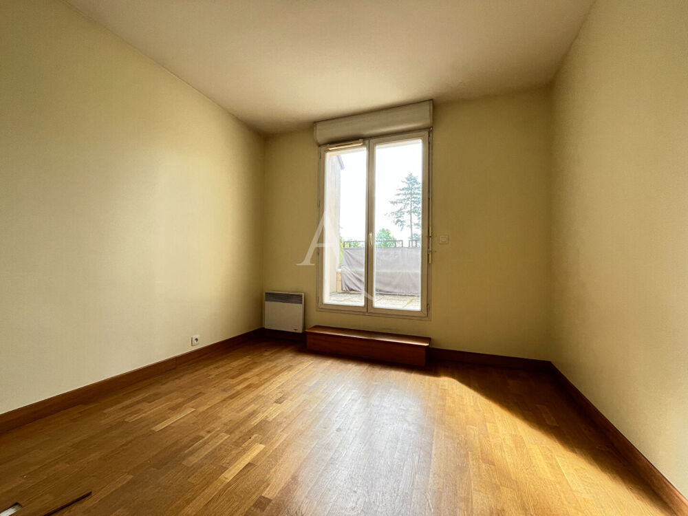 Vente Appartement Centre ville Dourdan 4 pice(s) 83 m2 Dourdan