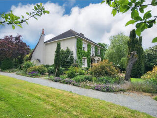 Maison 9 pièces 220 m² · à La Pommeraye · 220 m² · 320 500 €