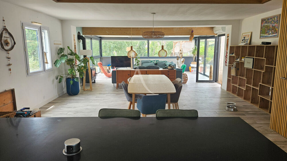 Maison familiale rare sur Vailhauqués !