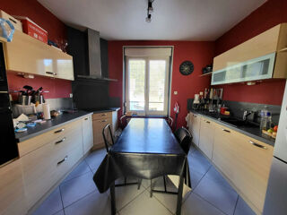  Maison  vendre 8 pices 141 m