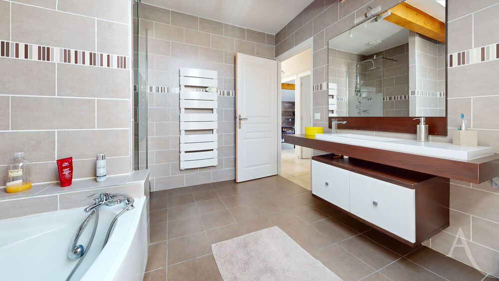 à vendre  Maison Goncelin (38570)