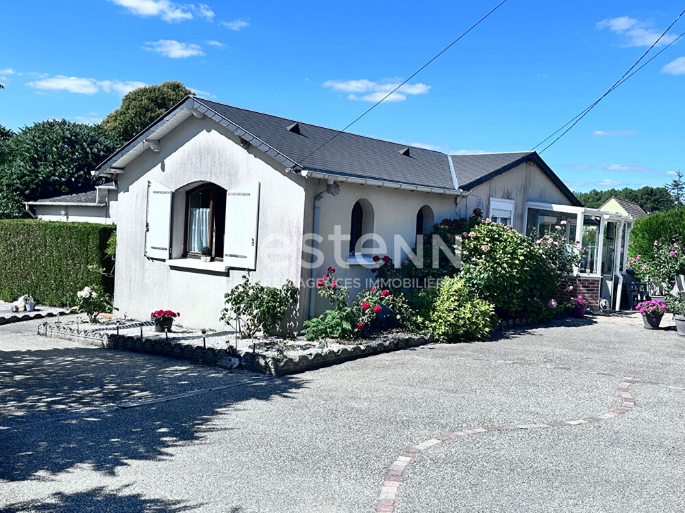 Vente Maison Agréable maison de plain-pied de 98.95 m² à vendre avec 3 chambres, garage, cour et jardin à Lavernat (72500) Lavernat
