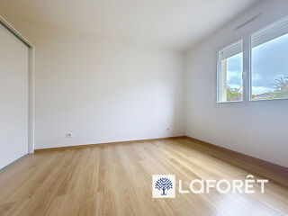  Maison à louer 5 pièces 129 m²