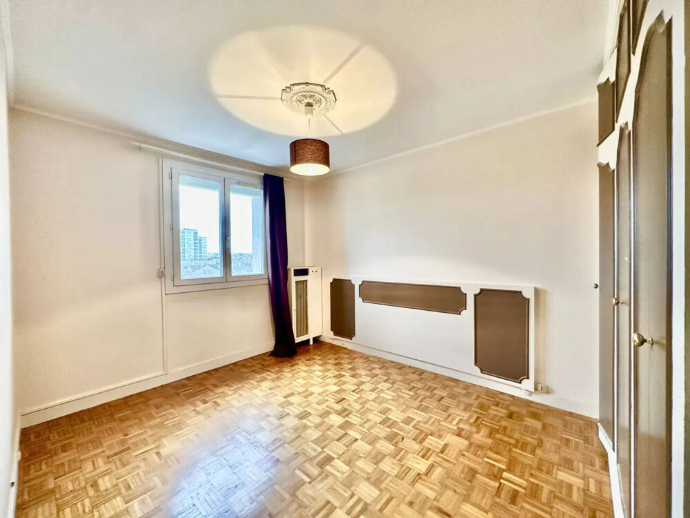 Appartement 4 pièces , 3 chambres, Parking.