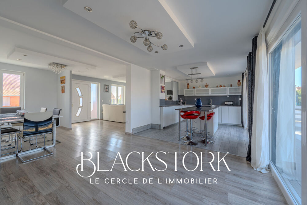 Maison familiale d'environ 140 m² avec espaces supplémentaires aménagés