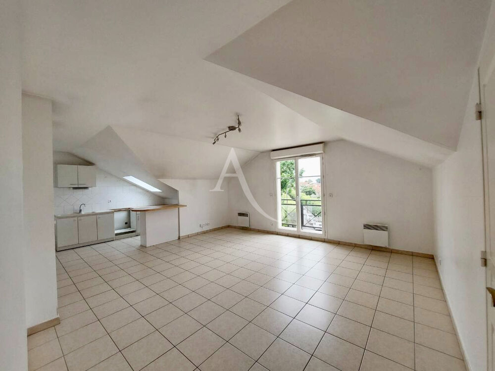 Appartement Sainte-Genevieve-des-Bois - 3 pièce(s) - surface au sol de 80 m2