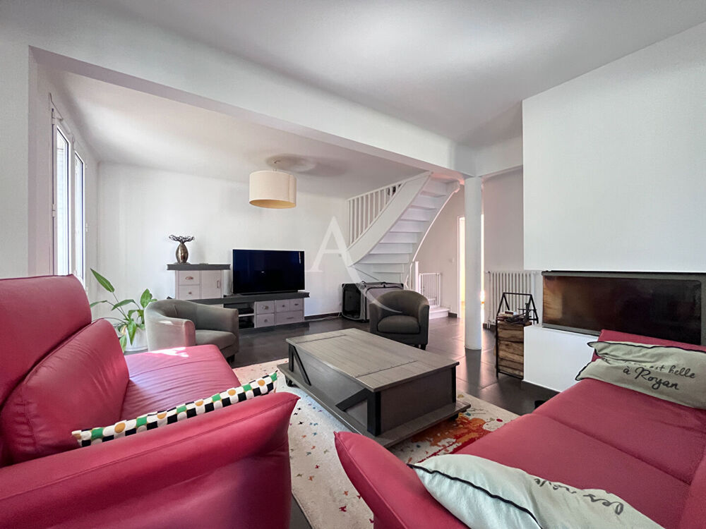 Vente Maison Superbe maison familiale aux volumes généreux avec piscine ! Nantes