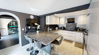  Maison à vendre 7 pièces 195 m²
