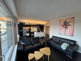  Appartement à louer 4 pièces 96 m²