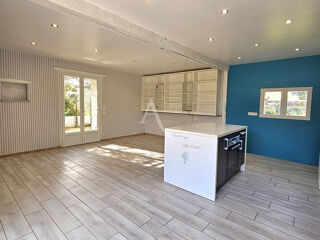  Maison  vendre 8 pices 146 m