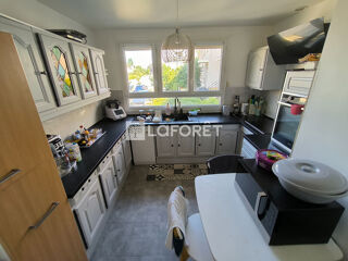  Maison  louer 6 pices 134 m