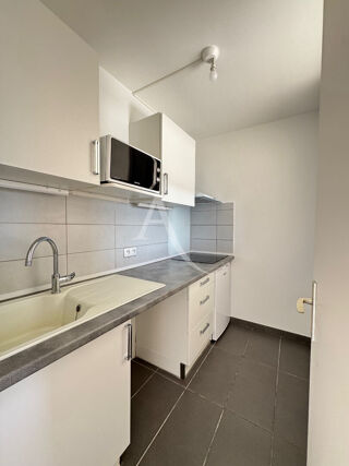  Appartement à louer 1 pièce 31 m²