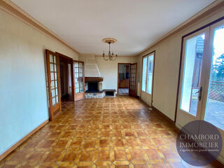  Maison 5 pi�ces 147 m� Molineuf