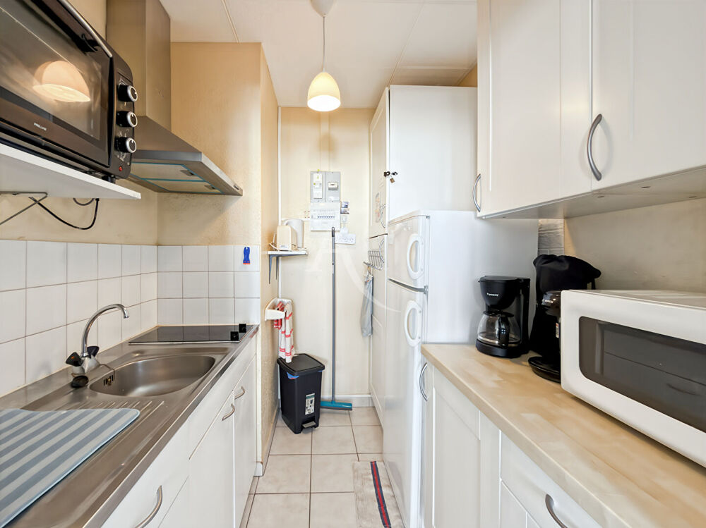 Appartement 2 pièce(s) 100 m de la plage