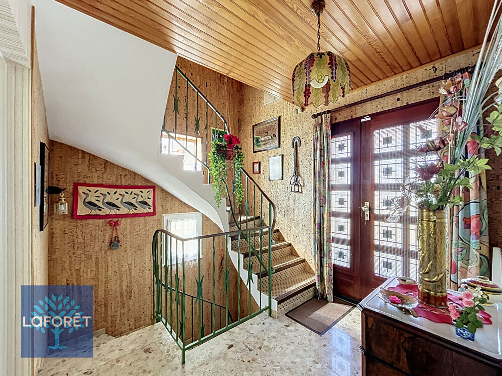 Vente Maison Maison Corbeil Essonnes 6 pièces 157 m2 - terrain 720m² Corbeil essonnes