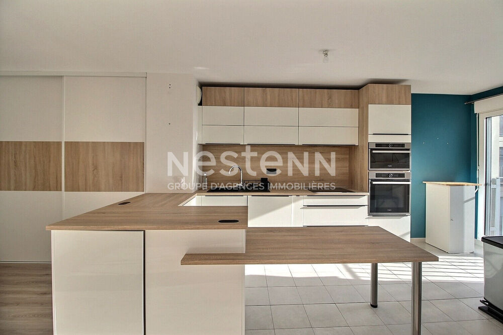 Appartement 4 pièces à vendre à Massy quartier Atlantis - 90,75 m², balcon et place de stationnement