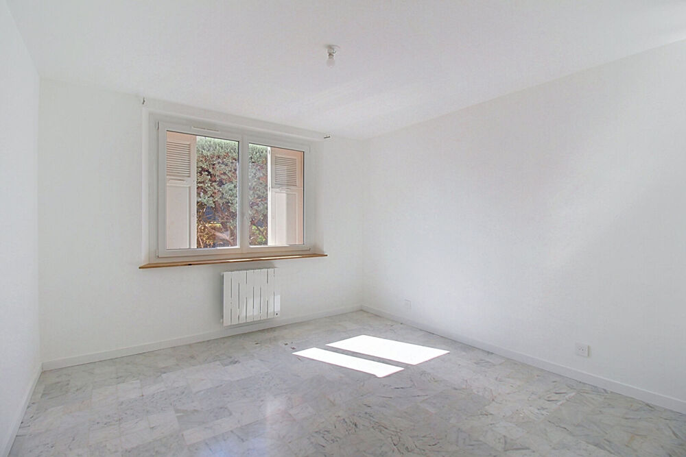Location Maison A LOUER EN EXCLUSIVITE  A PARTIR DU 15/09 BAS DE VILLA DE  78,40 M² Draguignan