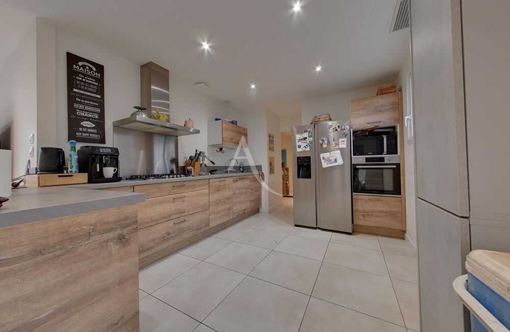 Vente Maison Maison Bressols 4 pièces 108 m2 Bressols