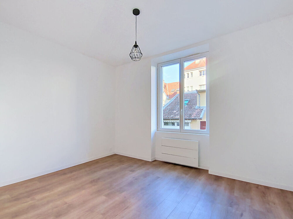 Location Appartement DIJON - CHARLES LE TEMERAIRE - PROCHE VICTOR HUGO Dijon