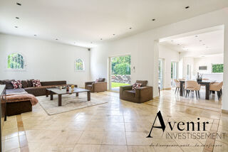  Maison � vendre 8 pi�ces 320 m�