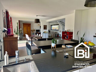  Maison � vendre 7 pi�ces 210 m�