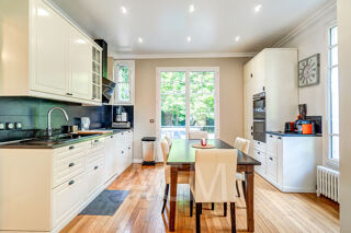  Maison à vendre 8 pièces 230 m²