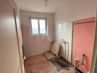  Maison à vendre 6 pièces 196 m²