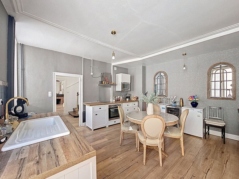 JOLIE MAISON DE VILLE RÉNOVÉE_MIEUX QU'UN APPARTEMENT !!!