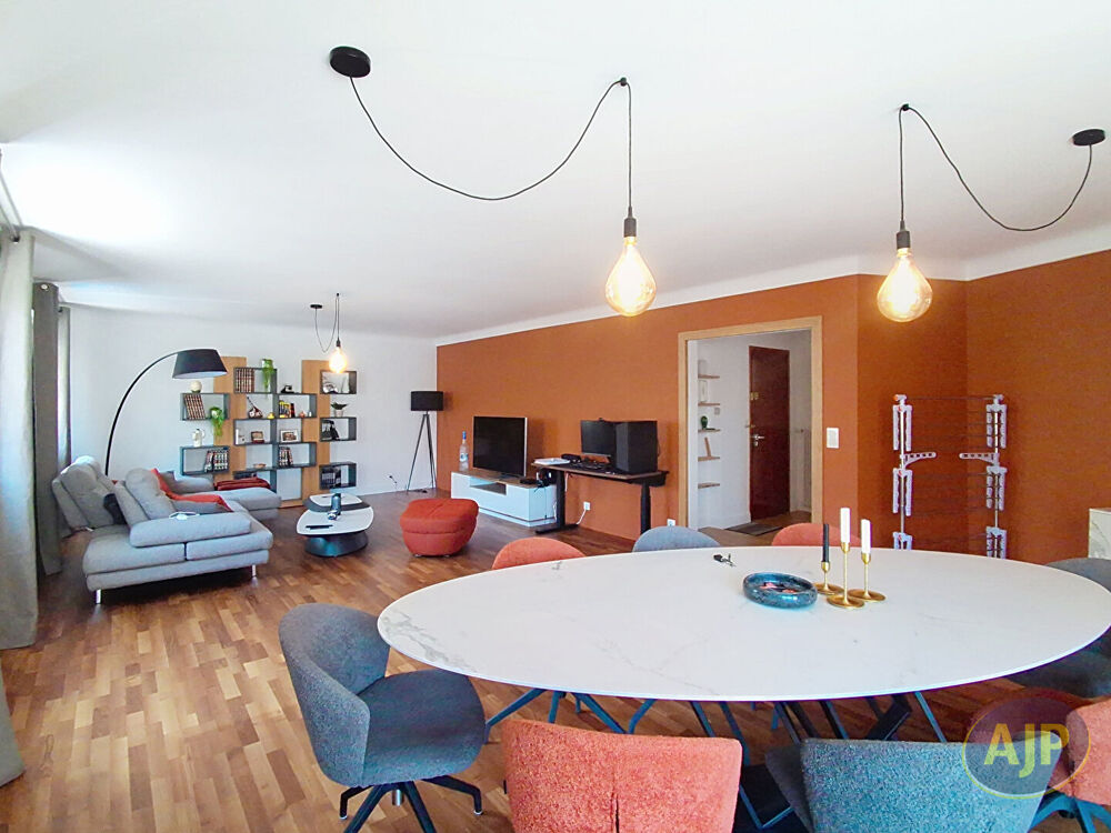 Vente Appartement Appartement de type 4 en plein coeur des Halles - Centre ville Roche-sur-yon