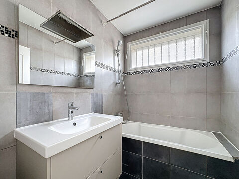  Appartement � louer 4 pi�ces 78 m�