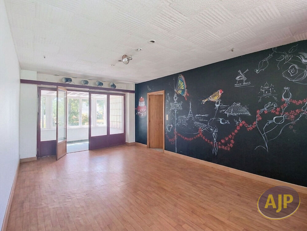 Vente Maison Maison Vieillevigne 6 pièces 146 m² Vieillevigne