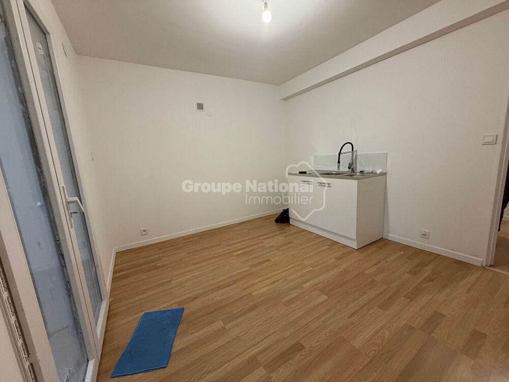 Vente Maison N�MES Viila sur 2 niveaux 4 chambres avec garage et jardin Nimes